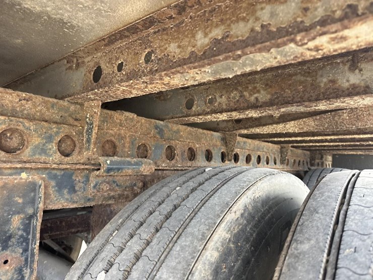 caterpillar-365-kw-image-17