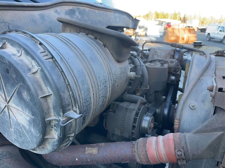 2004-international-4400-image-20