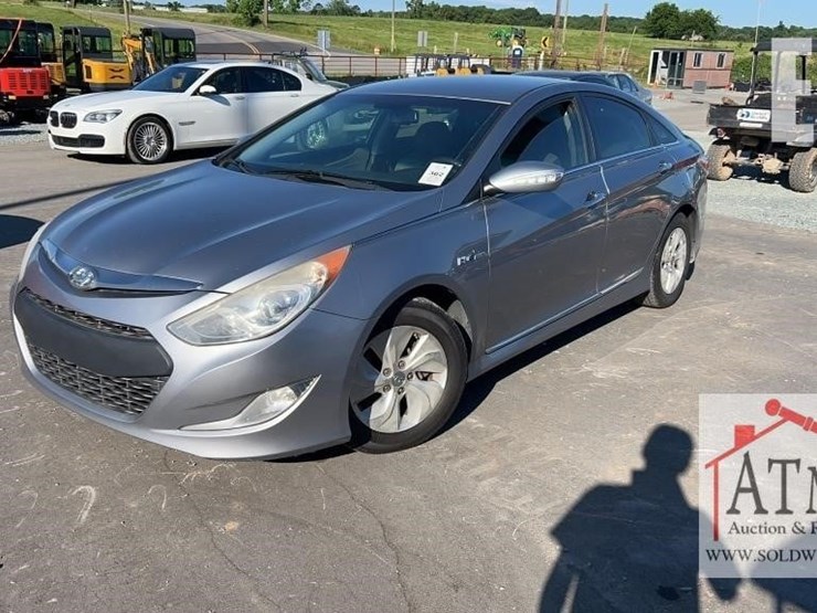 2015-hyundai-sonata-image-1