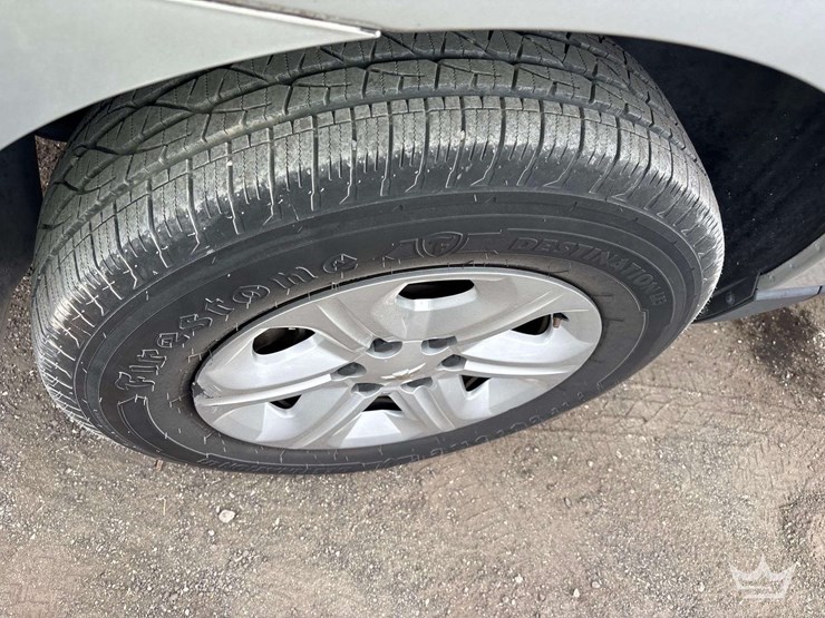 2015-chevrolet-traverse-image-25