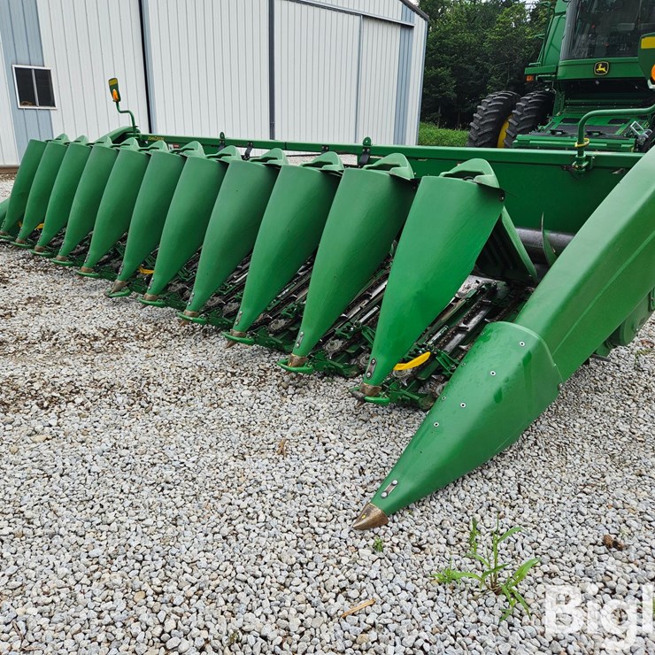 2004 JOHN DEERE 1290