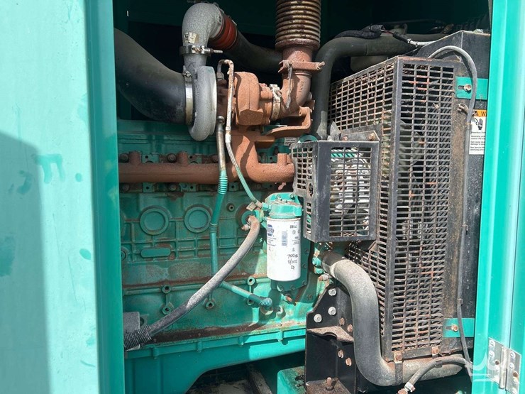 2013-cummins-dsgab-125kw-standby-diesel-generator-image-8