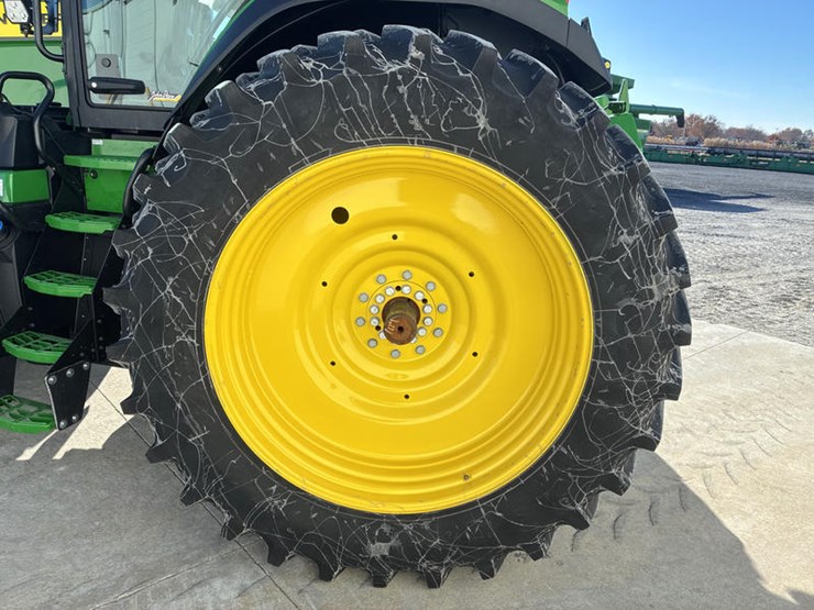 2024-john-deere-8r-410-image-65