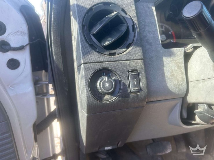 2012-ford-f550-image-12