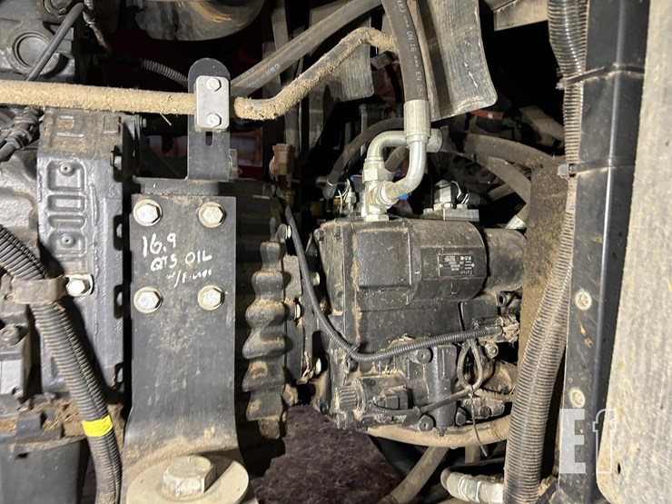 2018-case-ih-wd2504-image-59