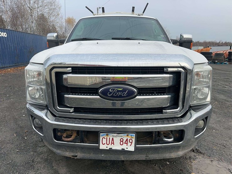 2012-ford-f350-xlt-image-2