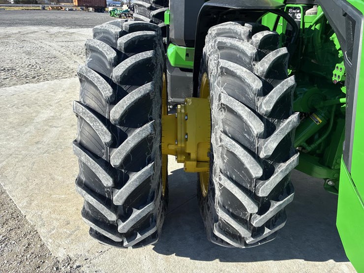2024-john-deere-8r-410-image-54
