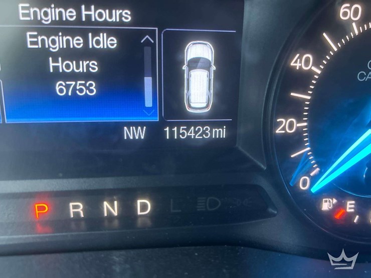 2016-ford-explorer-image-11