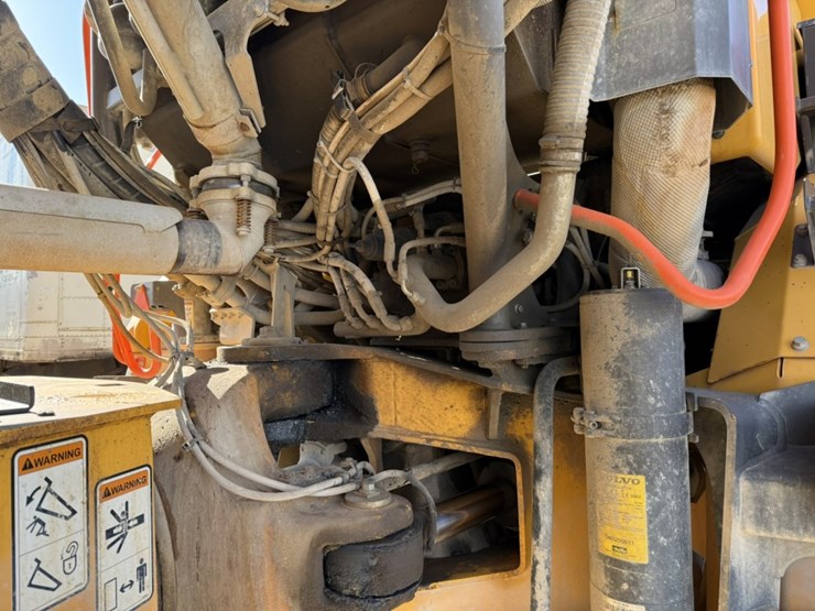 2020-volvo-a45g-image-50