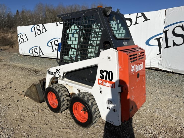 2015-bobcat-s70-image-3