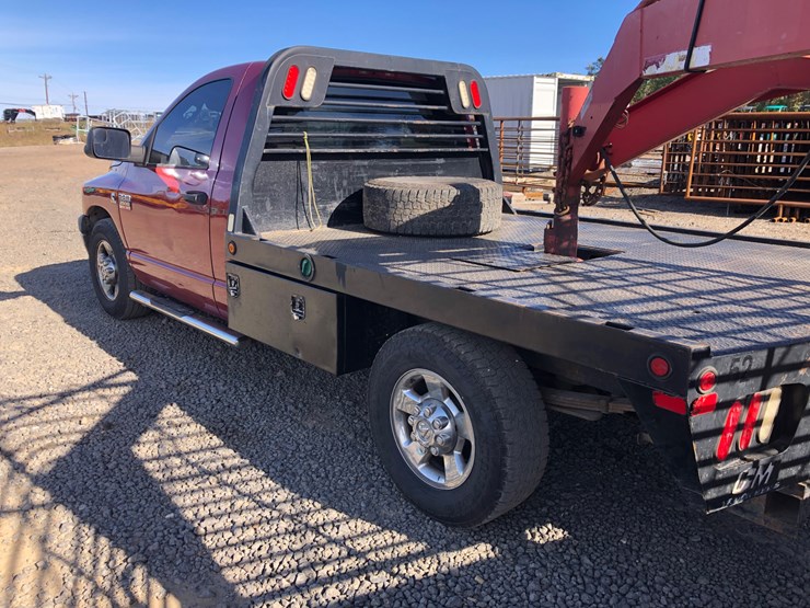 2008-dodge-2500-image-4