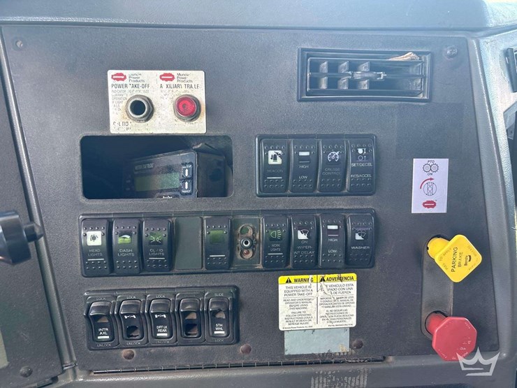 2007-western-star-4900-image-10