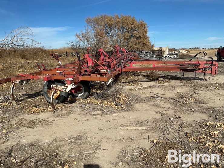 wilrich-30'-field-cultivator-image-4