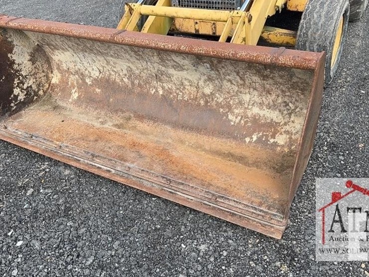 1996-ford-555d-image-25