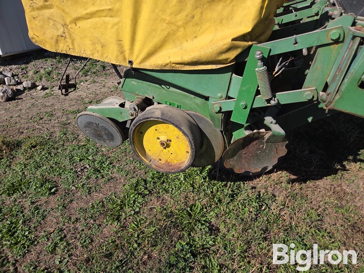 john-deere-7000-image-18