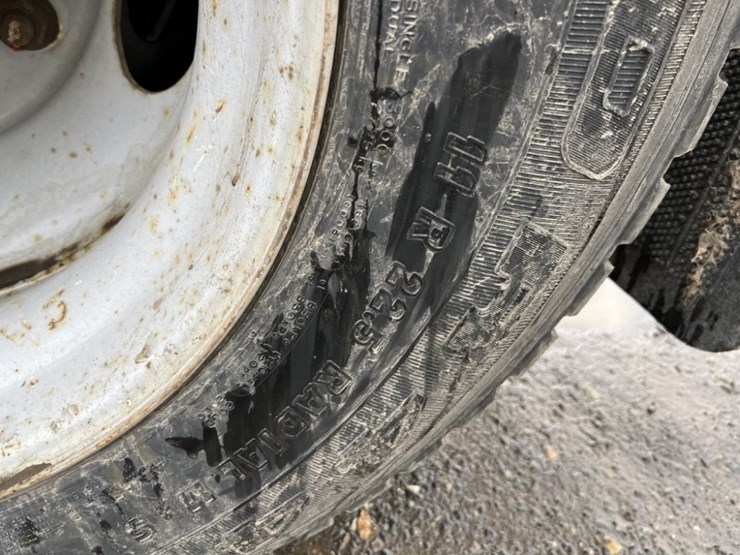 2013-international-7500-s/a-dump-truck-image-17