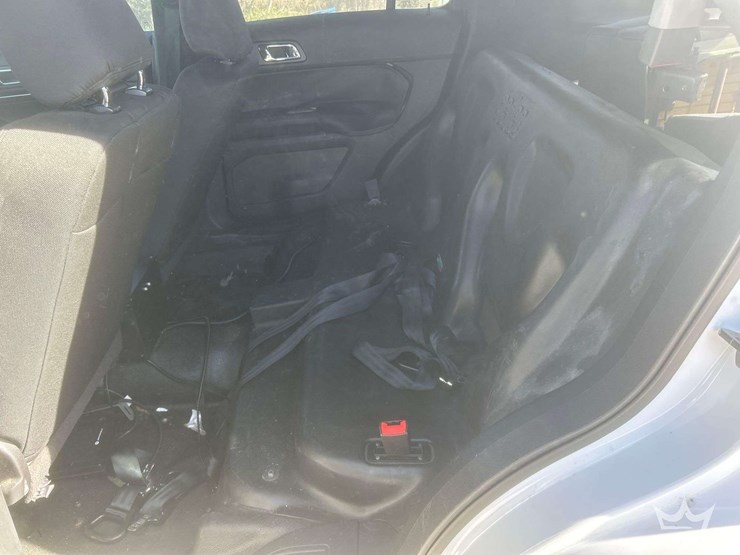 2016-ford-explorer-image-20