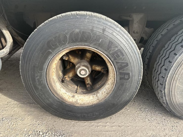 great-dane-trailer-image-36