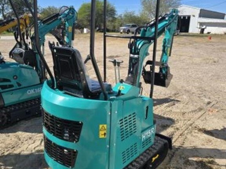 cfg-mini-excavator-h15r-image-3