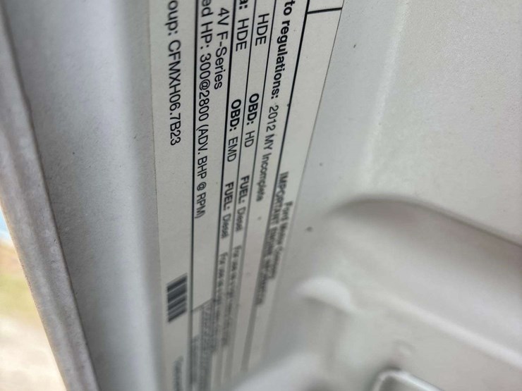 2012-ford-f550-image-17