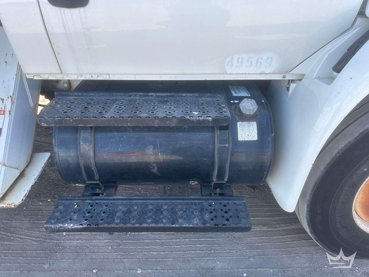 2006-international-durastar-4300-image-61