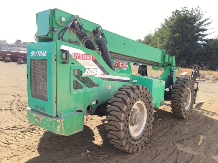 2013-jlg-10054-forward-reach-forklift,-image-3