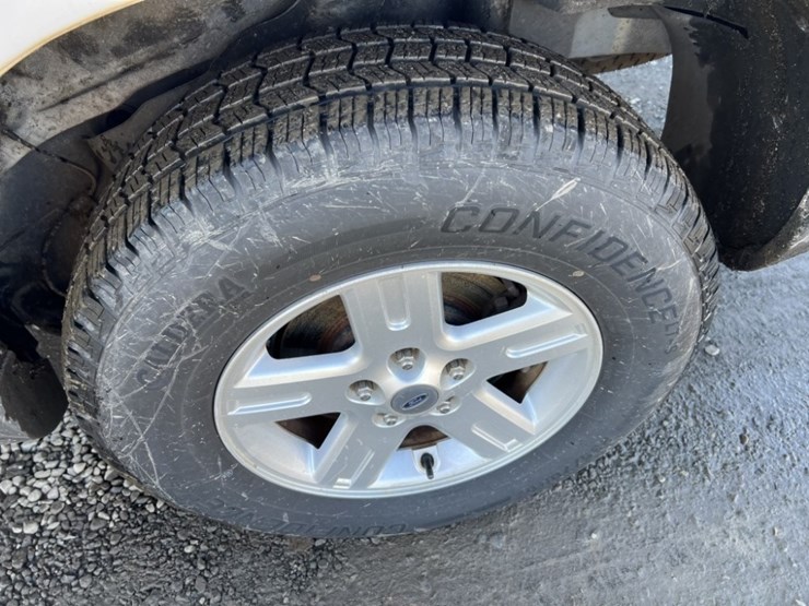 2006-ford-escape-hybrid-image-16