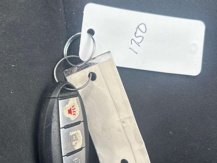 2015-nissan-pathfinder-image-36