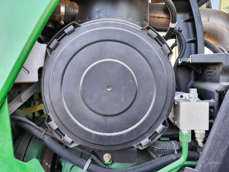 2007-john-deere-8430-image-36