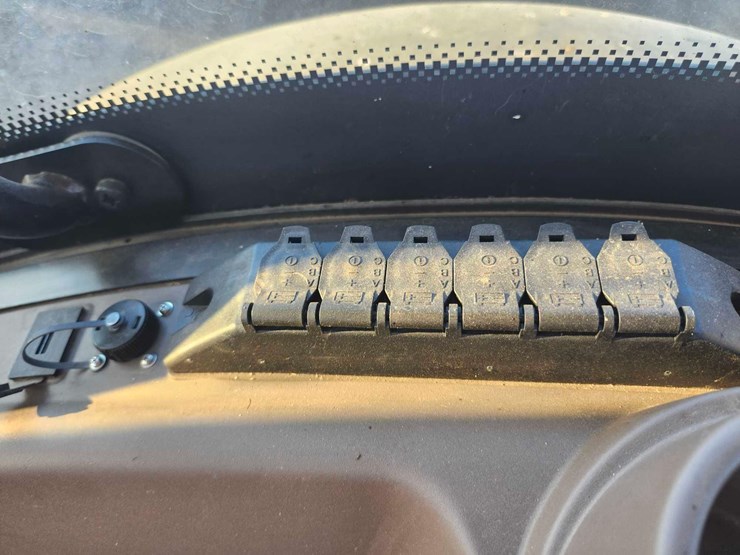 john-deere-6r-175-image-59