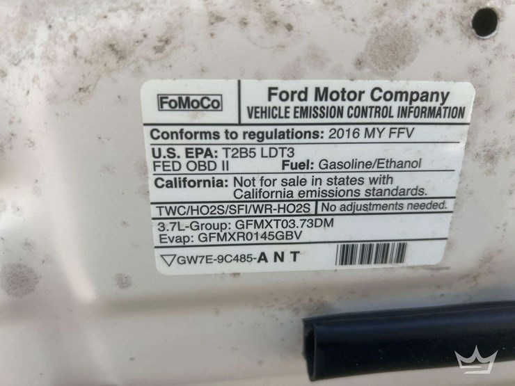 2016-ford-explorer-image-9