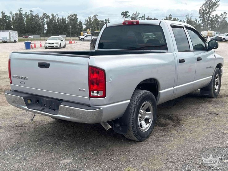 2004-dodge-ram-1500-image-32