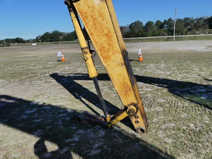 komatsu-pc200-lc-image-8