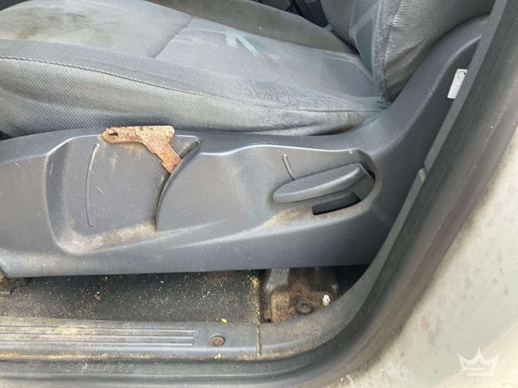 2012-ford-transit-connect-image-13