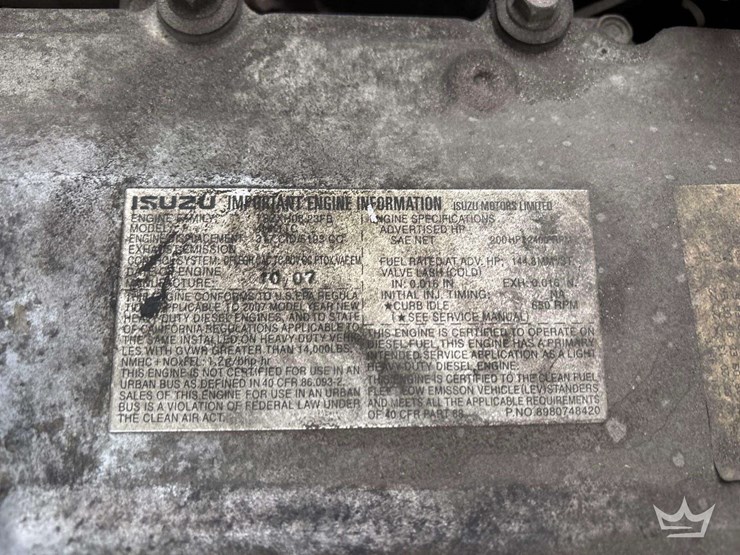 2008-isuzu-npr-image-8