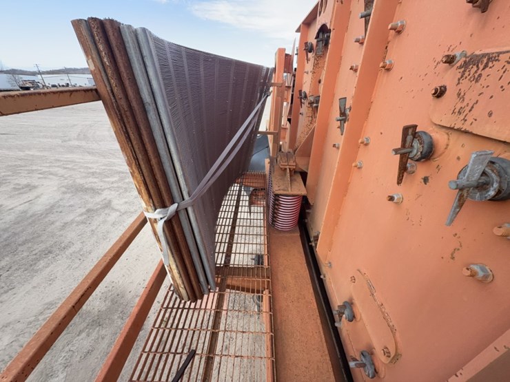 #1930-•-diester-6x24-screener-image-3