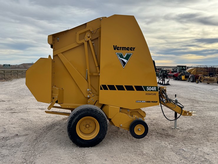 2024-vermeer-504r-image-10