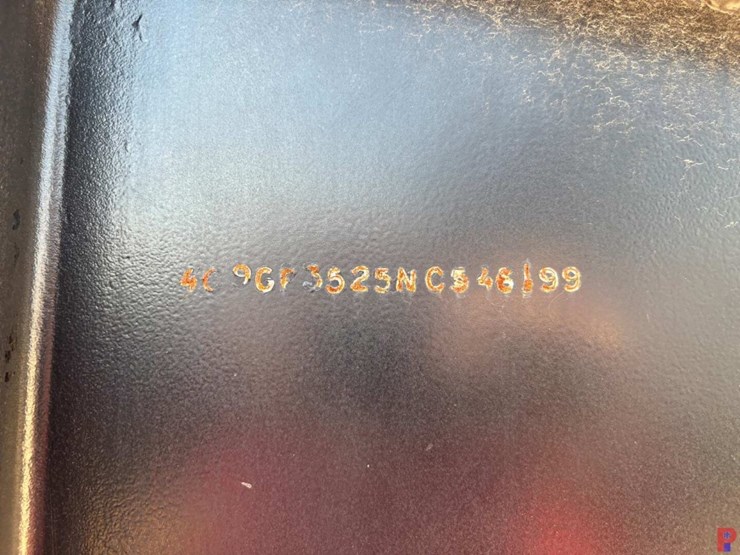 2022-john-deere-6-image-6