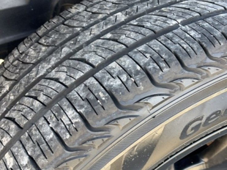 2019-ram-1500-big-horn-image-8