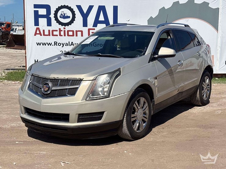 2010-cadillac-srx-image-1