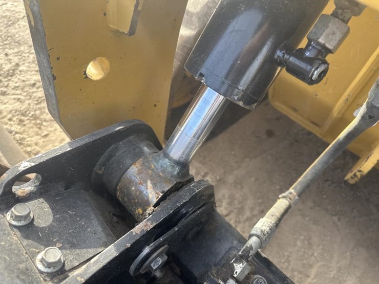 caterpillar-289d3-image-21