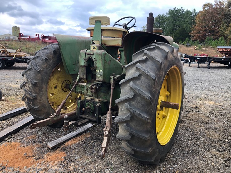 john-deere-4010-image-5