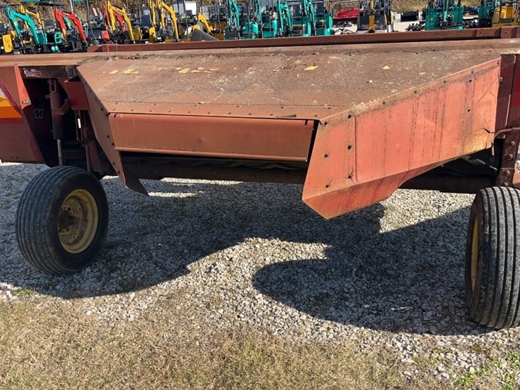 new-holland-492-image-3