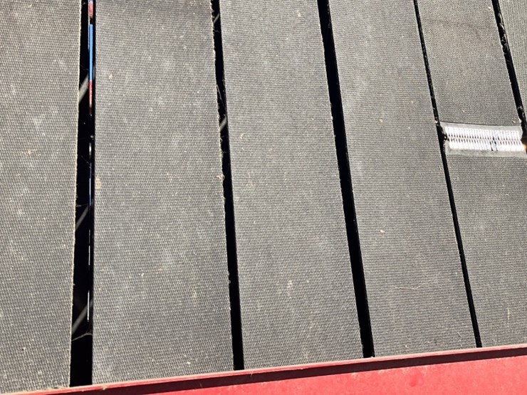 2010-new-holland-br7070-image-24