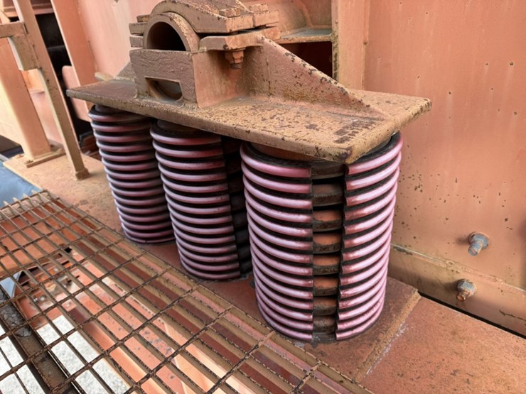 #1930-•-diester-6x24-screener-image-56