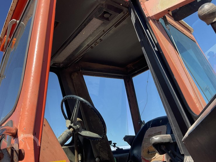 allis-chalmers-7020-image-26