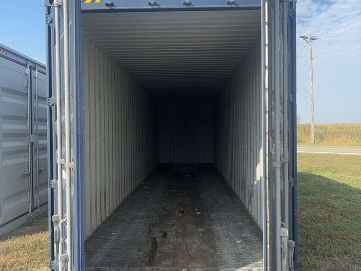 40-ft-shipping-container-image-3