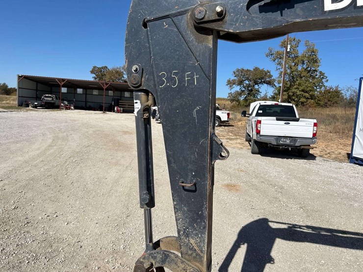 2017-deere-35g-image-19