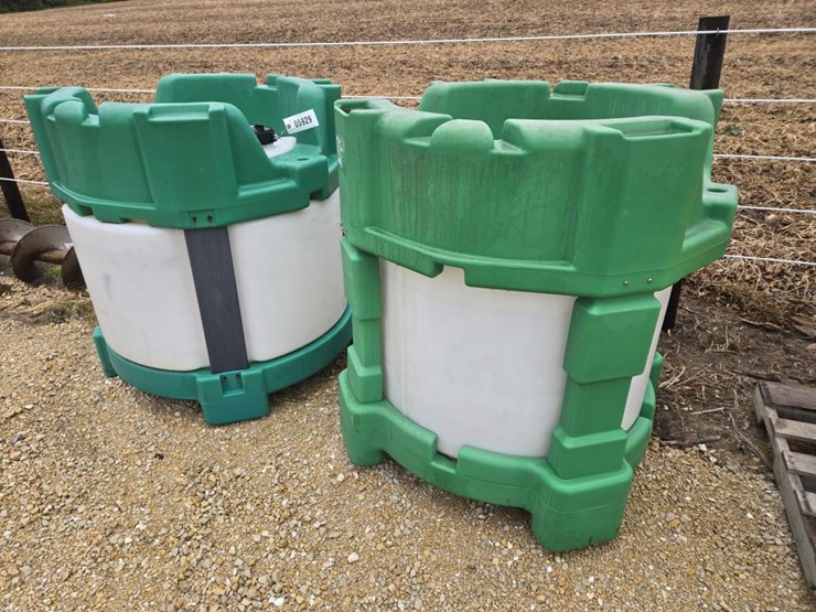 #5929-•-(2)-150-gallon-poly-totes-image-2