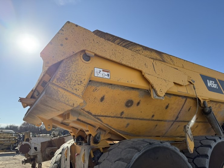 2020-volvo-a45g-image-40